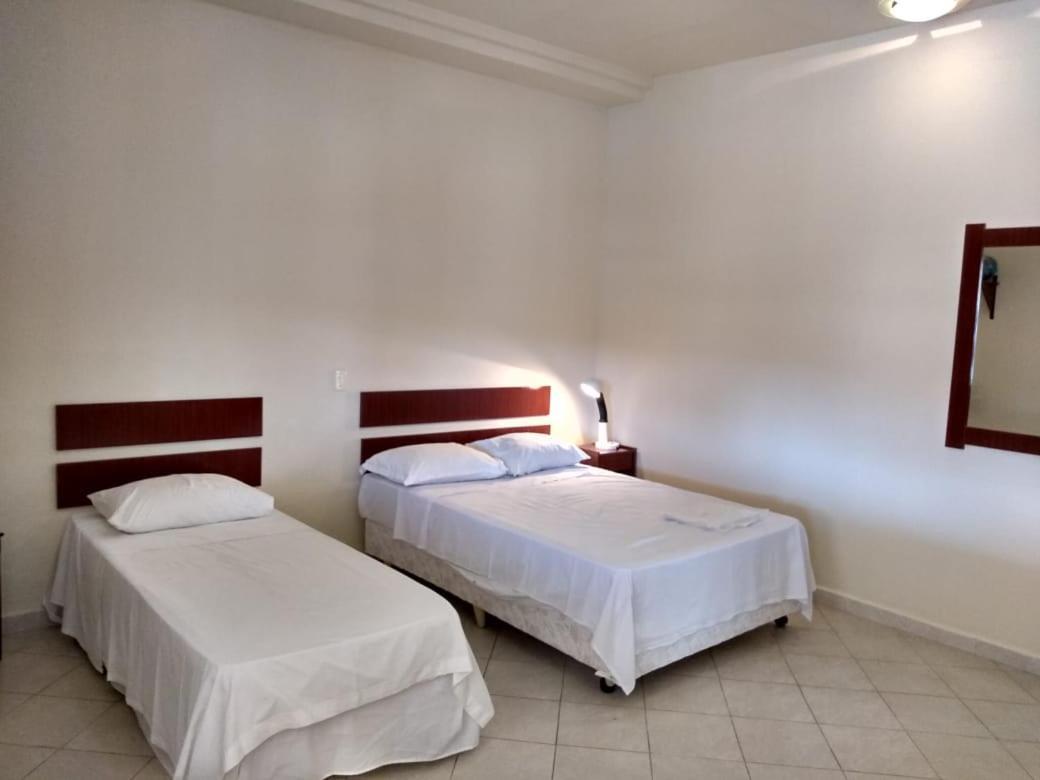 Hotel Veredas Monsenhor Paulo Luaran gambar